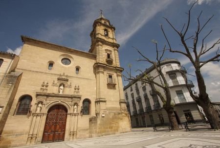 Visita la Iglesia de La Consolación en Alcalá la Real