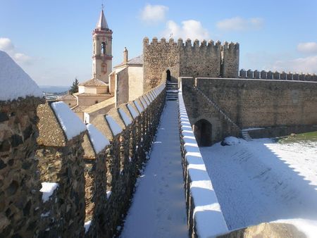 Visita el Castillo/Fortaleza de Sancho IV "El Bravo"  en Cumbres Mayores