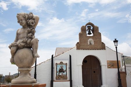 Visita la Ermita de San Antón en Canillas de Albaida