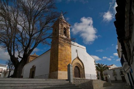 Visita la Iglesia de San Bartolomé en Cumbres de San Bartolomé