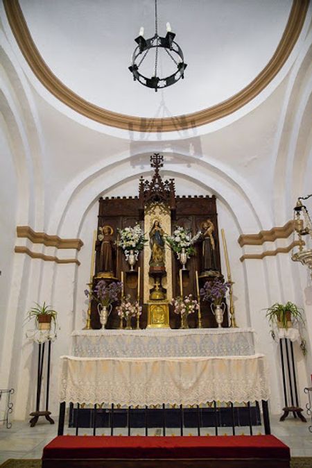 Visita la iglesia parroquial de Sta. Marina Mártir en Cañaveral de León