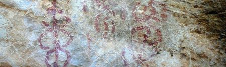 Visita las pinturas rupestres del Valle de la Coma en l'Albi